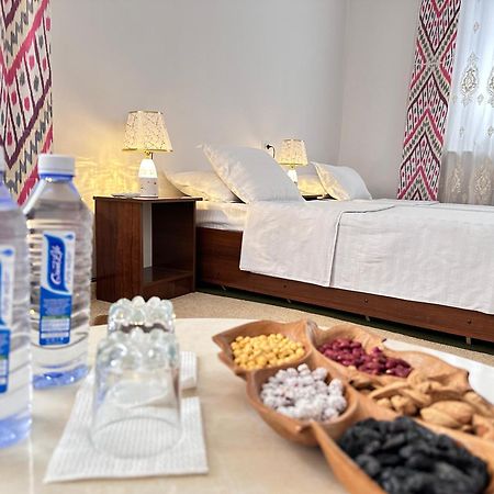 Gold Khiva Bed & Breakfast Ngoại thất bức ảnh