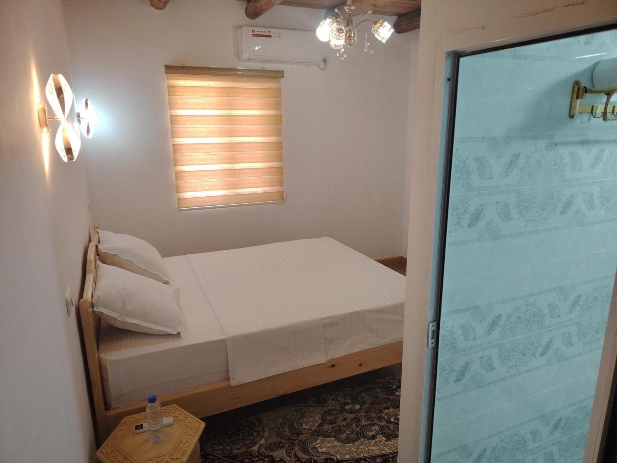 Gold Khiva Bed & Breakfast Ngoại thất bức ảnh